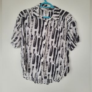 Twik oversized women's button up size small